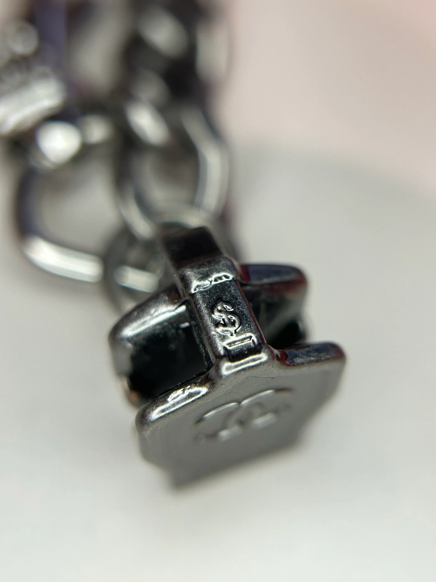 Detail Comparison 10