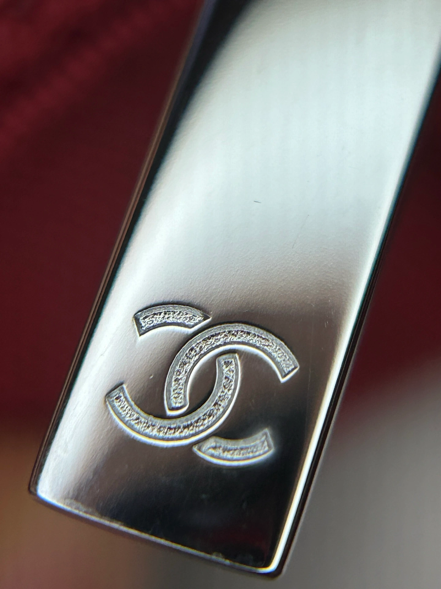 Detail Comparison 12